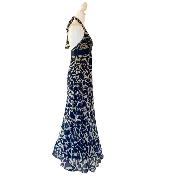BCBGMaxAzria Formal Dress Halter Women's Sz 6 Deep plunge V Low Back Blue Silk - Picture 4 of 12